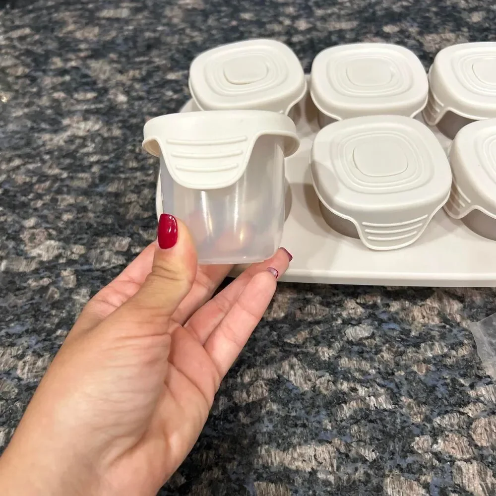 beige silicone freezer tray is designed for storing homemade baby food